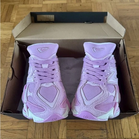 New Balance Pink and White Sneakers with Modern Silhouette